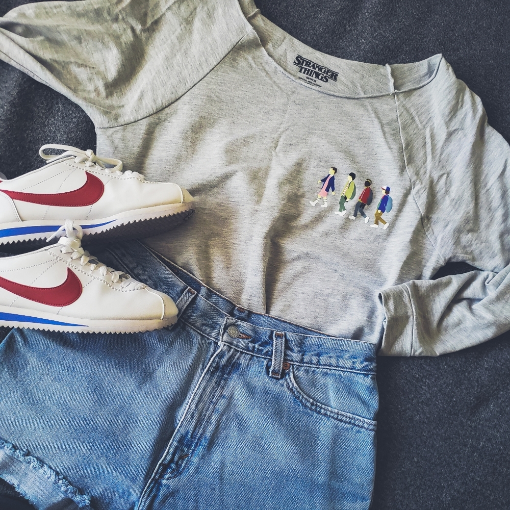 🧇 stranger things long sleeve